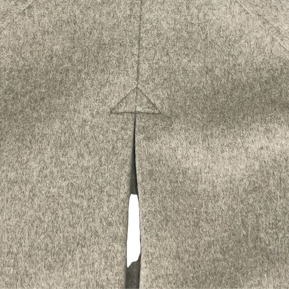 Banana Double Face Box Pleat Swing Coat - NWT - SZ Small - Picture 10 of 11